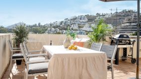 Penthouse for sale in La Quinta, Benahavis