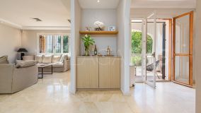 Wohnung zu verkaufen in Le Village, Nueva Andalucia