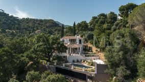 Villa en venta en El Madroñal, Benahavis