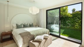 Villa for sale in Nueva Andalucia, Marbella