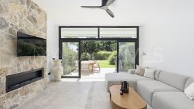 Adosado en venta en Los Algarrobos, Nueva Andalucia