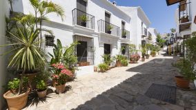 Radhus for sale in Marbella Golden Mile