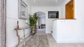Villa en venta en Elviria, Marbella Este