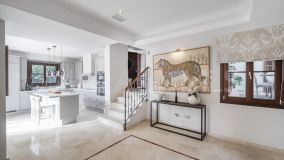 Villa for sale in El Madroñal, Benahavis