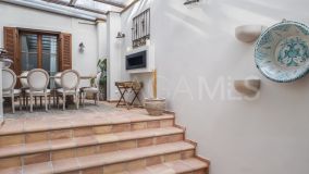 Villa for sale in El Madroñal, Benahavis