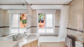 Apartment for sale in Alminar de Marbella, Nueva Andalucia