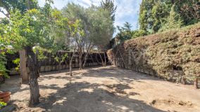 House for sale in Bel Air, Estepona East