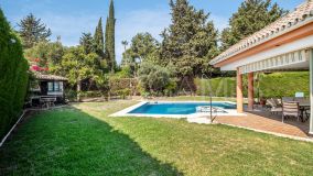 House for sale in Bel Air, Estepona East