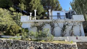 Villa with 5 bedrooms for sale in La Herradura