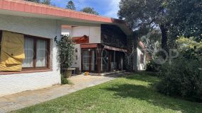 Swiss chalet with an impressive plot for Sale in Elviria