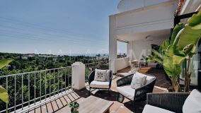 Maison for sale in Marbella Hill Village, Marbella Golden Mile