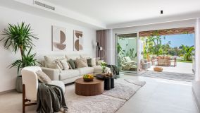 Renovated Luxury Townhouse Near Puente Romano, Marbella