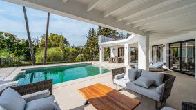 Buy villa with 5 bedrooms in El Paraiso