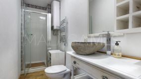 Town House for sale in Istan