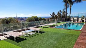 Villa for sale in Benahavis