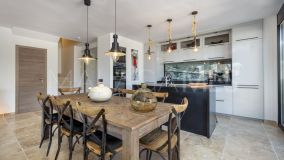 Apartment for sale in Nueva Andalucia, Marbella