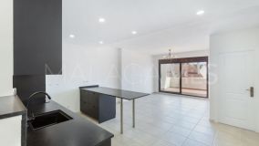 Lägenhet for sale in Nueva Andalucia, Marbella