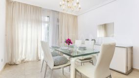 Apartamento Planta Baja en venta en Nueva Andalucia, Marbella