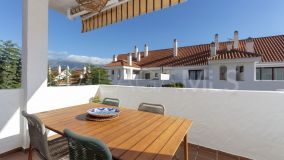 Lägenhet for sale in Nueva Andalucia, Marbella