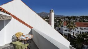 Penthouse for sale in Nueva Andalucia, Marbella