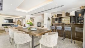 Villa en venta con 4 dormitorios en Marbella Golden Mile