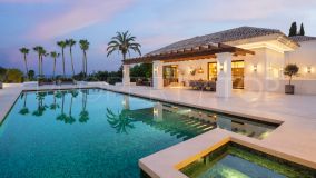 Opulent Marbella Estate: Las Fuentes - Luxury Living Redefined
