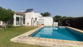 Villa en venta en El Velerin, Estepona Este