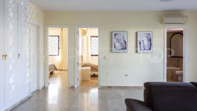 Piso en venta de 3 dormitorios en Las Lomas del Marbella Club