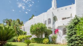 Radhus for sale in Marbella Golden Mile