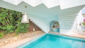 Radhus for sale in Marbella Golden Mile