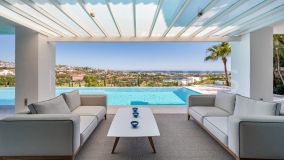 Villa for sale in Los Flamingos Golf, Benahavis