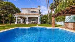 Villa for sale in Guadalmina Baja, San Pedro de Alcantara