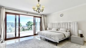 Villa for sale in Hacienda las Chapas, Marbella Est