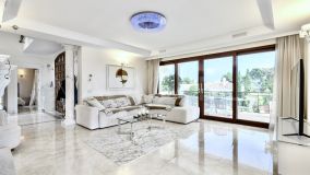 Villa for sale in Hacienda las Chapas, Marbella Est