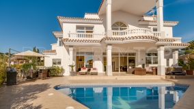 Classic villa in Riviera del Sol