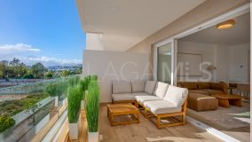 Apartamento en venta en Nueva Andalucia, Marbella