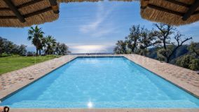 Villa for sale in La Mairena, Marbella Öst