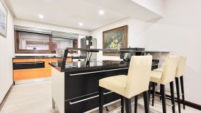 Villa for sale in La Mairena, Marbella East