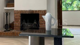 Apartment for sale in Hacienda Beach, Estepona East