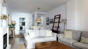 Lägenhet for sale in Nueva Andalucia, Marbella