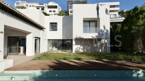 Villa zu verkaufen in Los Arqueros, Benahavis