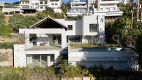 Villa en venta en Los Arqueros, Benahavis