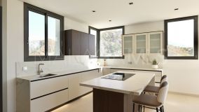 Villa for sale in Benahavis
