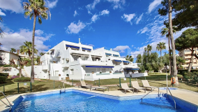 Markplanslägenhet for sale in Nueva Andalucia, Marbella