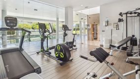 Lägenhet for sale in Los Arqueros, Benahavis