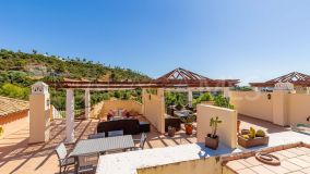 Apartment for sale in Los Arqueros, Benahavis