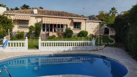 Villa for sale in Linda Vista Alta, San Pedro de Alcantara