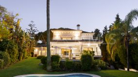 Villa en venta en Las Brisas, Nueva Andalucia