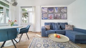 Apartamento en venta en Elviria, Marbella Este