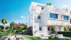 Town House for sale in Estepona West